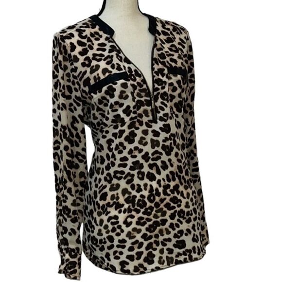 NY&Co Leopard Print Pullover Blouse- Flawed - Picture 2 of 13